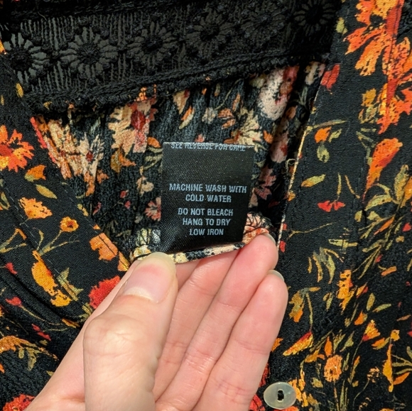 Olivaceous Fall Colors Romper size M - Picture 7 of 7